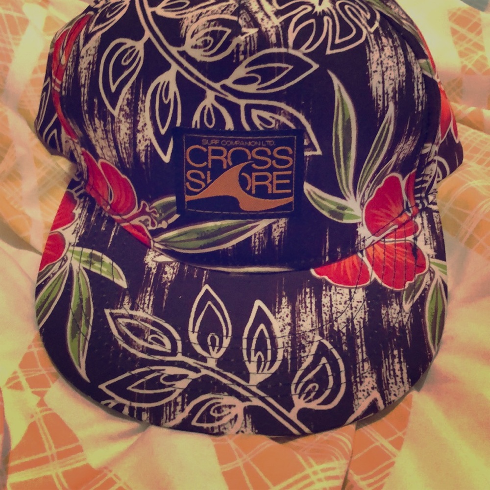 Cross shore surf hat